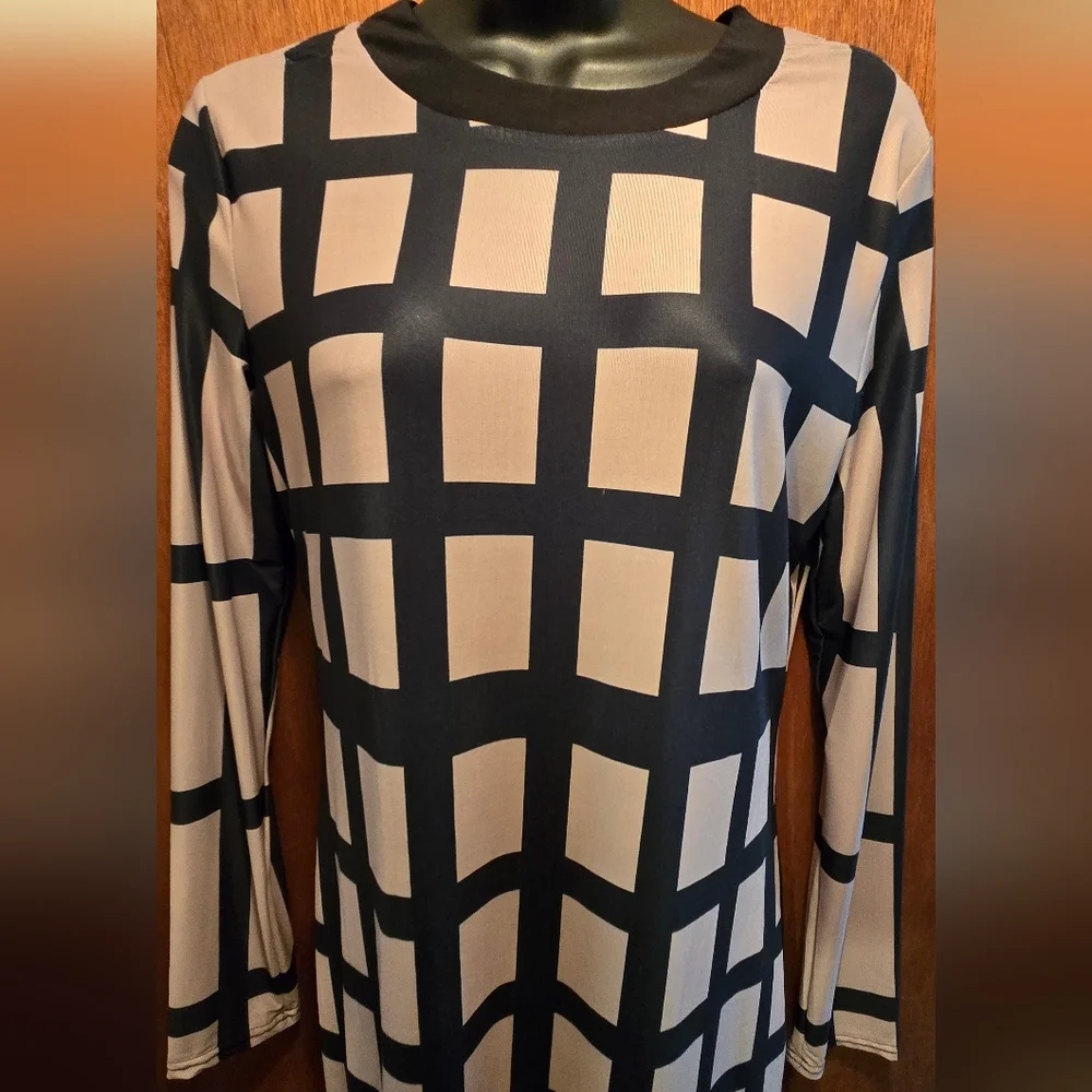 Left Or Right Elegant Black & Cream Grid Pattern Mesh/sheer Dress SzL NWOT - Picture 4 of 9